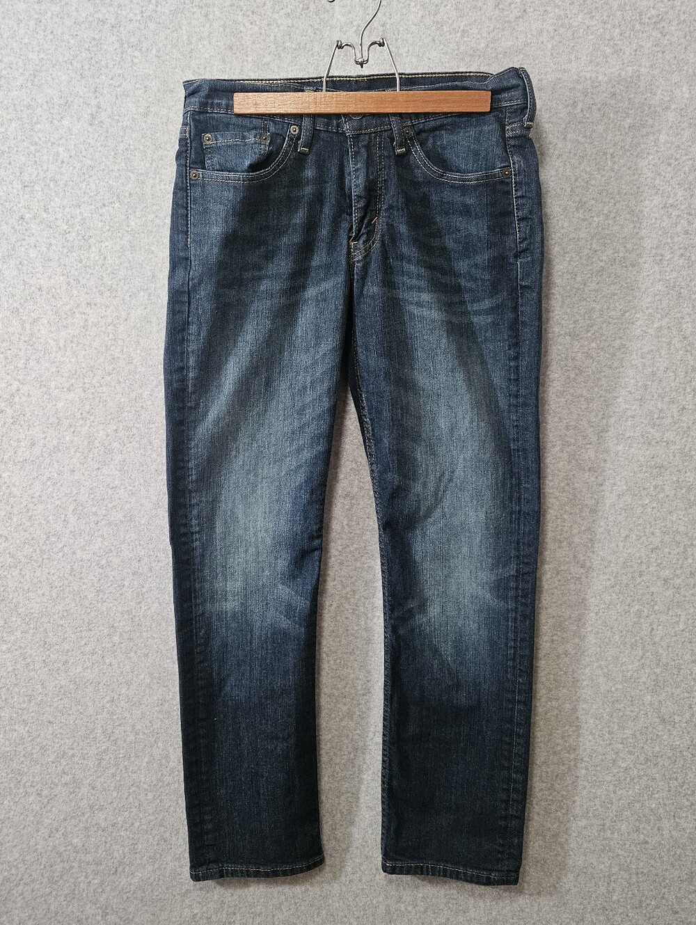 Men's Levis 514 Size 29x30 Dark Blue Classic Straight Jeans